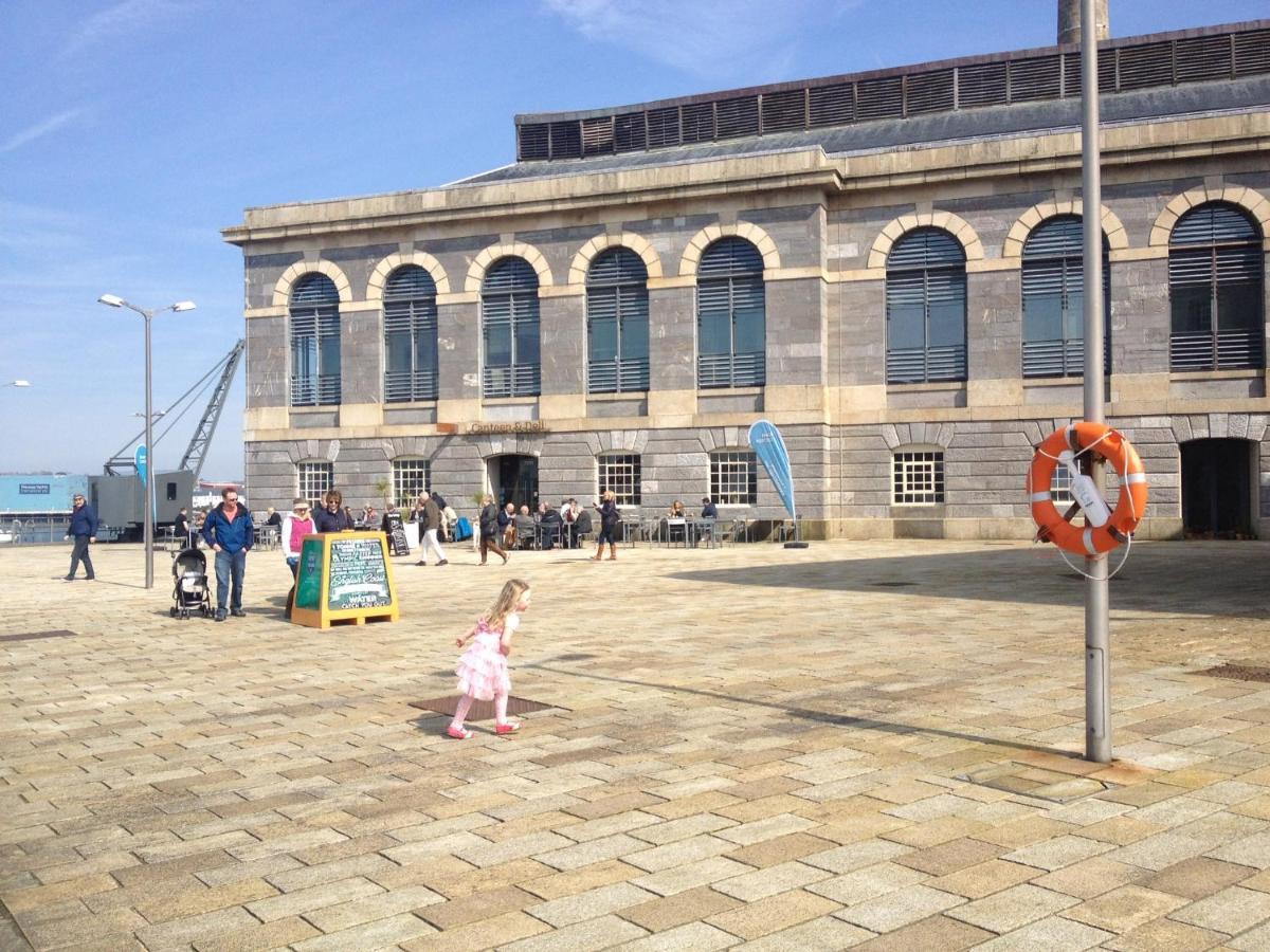 Royal William Yard Studio Free Parking & Wifi พลีมัธ ภายนอก รูปภาพ
